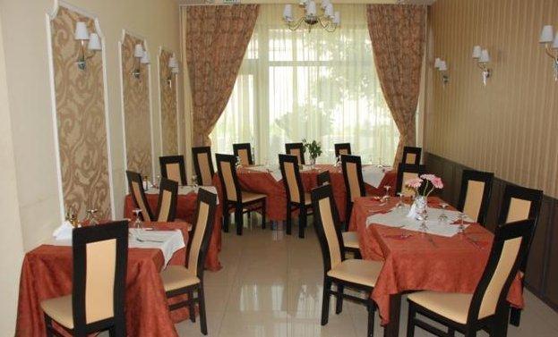 Hotel Coliseum คาลาฟัท ร้านอาหาร รูปภาพ